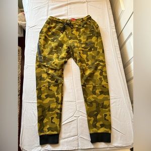 Nike Men’s Tech Fleece Joggers